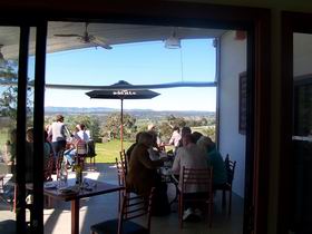 Tenafeate Creek Wines - Accommodation Newcastle 0