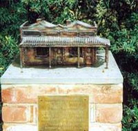 Sculpture Of Beetaloo Reservoir Hotel - Accommodation Newcastle