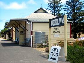 Goolwa Community Arts And Crafts Shop - Accommodation Newcastle 0