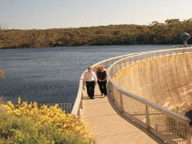 Whispering Wall - Accommodation Newcastle 0