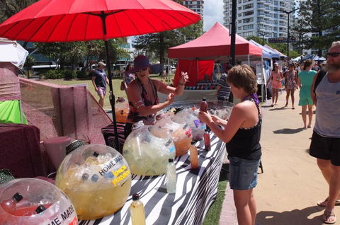 Broadbeach Beachfront Markets - Accommodation Newcastle 4