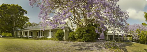 The Long Apron Restaurant - Accommodation Newcastle 0