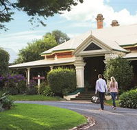 Historical Walk Through Russell Street - Accommodation Newcastle