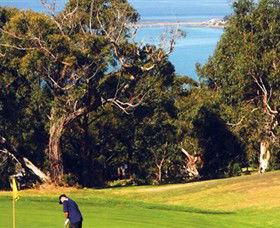 Lorne Country Club - Accommodation Newcastle 0