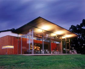 Medhurst Wines - Accommodation Newcastle 0
