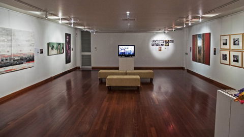 Shoalhaven City Arts Centre - Accommodation Newcastle 2