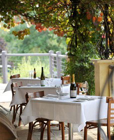 Kellybrook Winery, Kelly Brothers Cider & Riders Brew Co. - Accommodation Newcastle 3