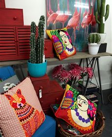 Van Loon's Nursery - Accommodation Newcastle 4