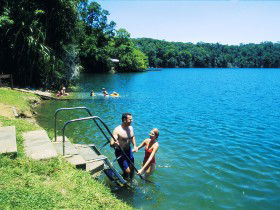 Green Park - Accommodation Newcastle 0