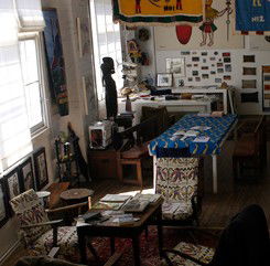 Ray Hughes Gallery - Accommodation Newcastle 3