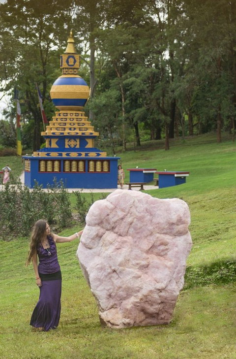 Crystal Castle & Shambhala Gardens - Accommodation Newcastle 9