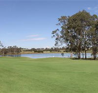 Lakeside Country Club Camden - Accommodation Newcastle