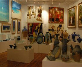 Articles Fine Art Gallery - Accommodation Newcastle 1