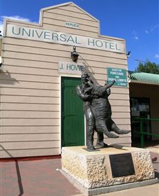Jack Howe Sculpture And Gallery - Accommodation Newcastle 0