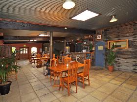Currency Creek Winery And Restaurant - Accommodation Newcastle 2