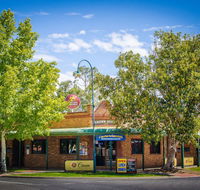 Crown Hotel Wentworth - Accommodation Newcastle