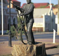Miners Monument - Accommodation Newcastle