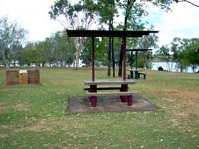 Theresa Creek Dam - Accommodation Newcastle 1