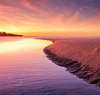 Saunders Beach - Accommodation Newcastle