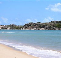 Dhamitjinya East Woody Island and Galaru East Woody Beach - Accommodation Newcastle