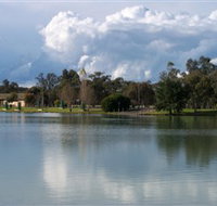 Gum Bend Lake - Accommodation Newcastle