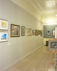 Outback Arts Gallery - Accommodation Newcastle 0