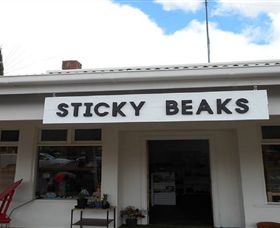 Sticky Beaks Craft Co-Operative Of Avoca - Accommodation Newcastle 0