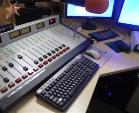 Peak Hill FM Community Radio Station - Accommodation Newcastle 0