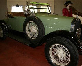 McFeeters Motor Museum And Visitor Information Centre - Accommodation Newcastle 6
