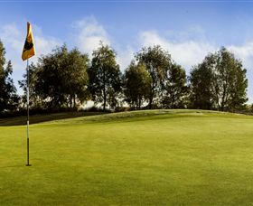 Black Bull Golf Club - Accommodation Newcastle 1