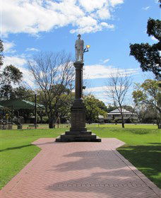 Goondiwindi War Memorial - Accommodation Newcastle 1