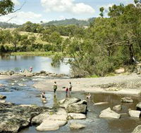 Polly McQuinns - Accommodation Newcastle