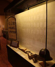 Ned Kelly Vault - Accommodation Newcastle 2