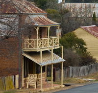 Village walking track - Accommodation Newcastle