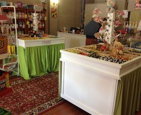 Taylors Sweets And Treats - Accommodation Newcastle 5