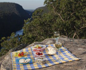 The Rock Lookout - Accommodation Newcastle 3