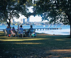 Swan River Foreshore - Accommodation Newcastle 2