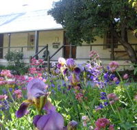 Raglan Gallery And Cultural Centre - Accommodation Newcastle