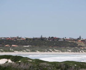Back Beach - Geraldton - Accommodation Newcastle 1