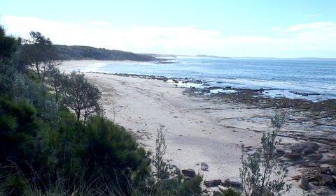 Monument Beach Picnic Area - Accommodation Newcastle 0