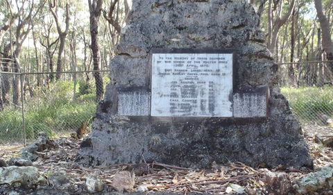 Monument Beach Picnic Area - Accommodation Newcastle 3