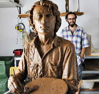 Damien Lucas Sculpture and Design - Accommodation Newcastle