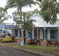 Laurieton Riverside Seafoods - Accommodation Newcastle
