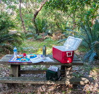 Broadwater Beach picnic area - Accommodation Newcastle