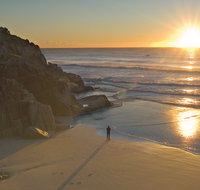 Little Bay Beach - Accommodation Newcastle