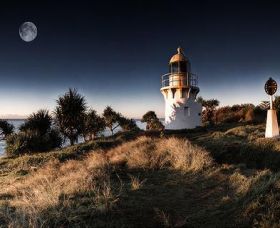Fingal Head Lighthouse - Accommodation Newcastle 0