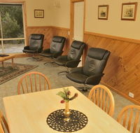 Riverside Retreat - Accommodation Newcastle