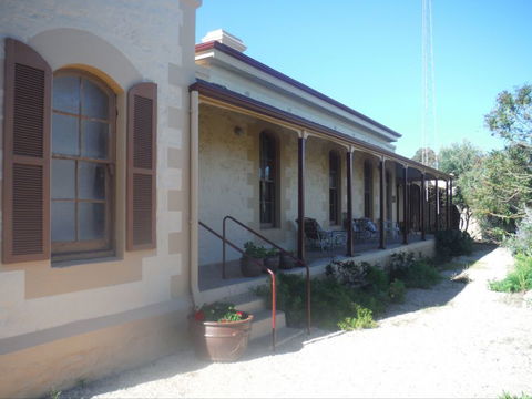 The Smelters - Accommodation Newcastle 1
