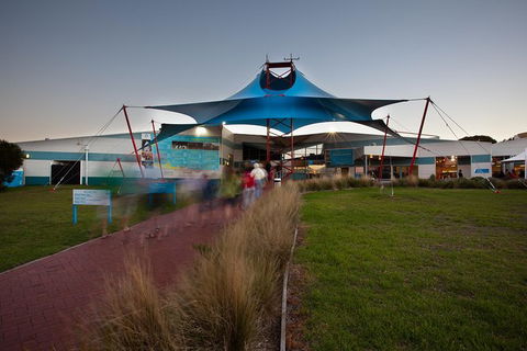 Phillip Island Penguin Express Shuttle From Melbourne With Viewing Area Upgrades - Accommodation Newcastle 1