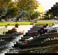 2-Hour Boat Rental in Melbourne - Accommodation Newcastle